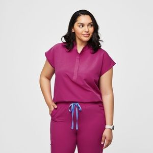 FIGS Rafaela Oversized Scrub Top - NWOT XS - Raspberry Sorbet